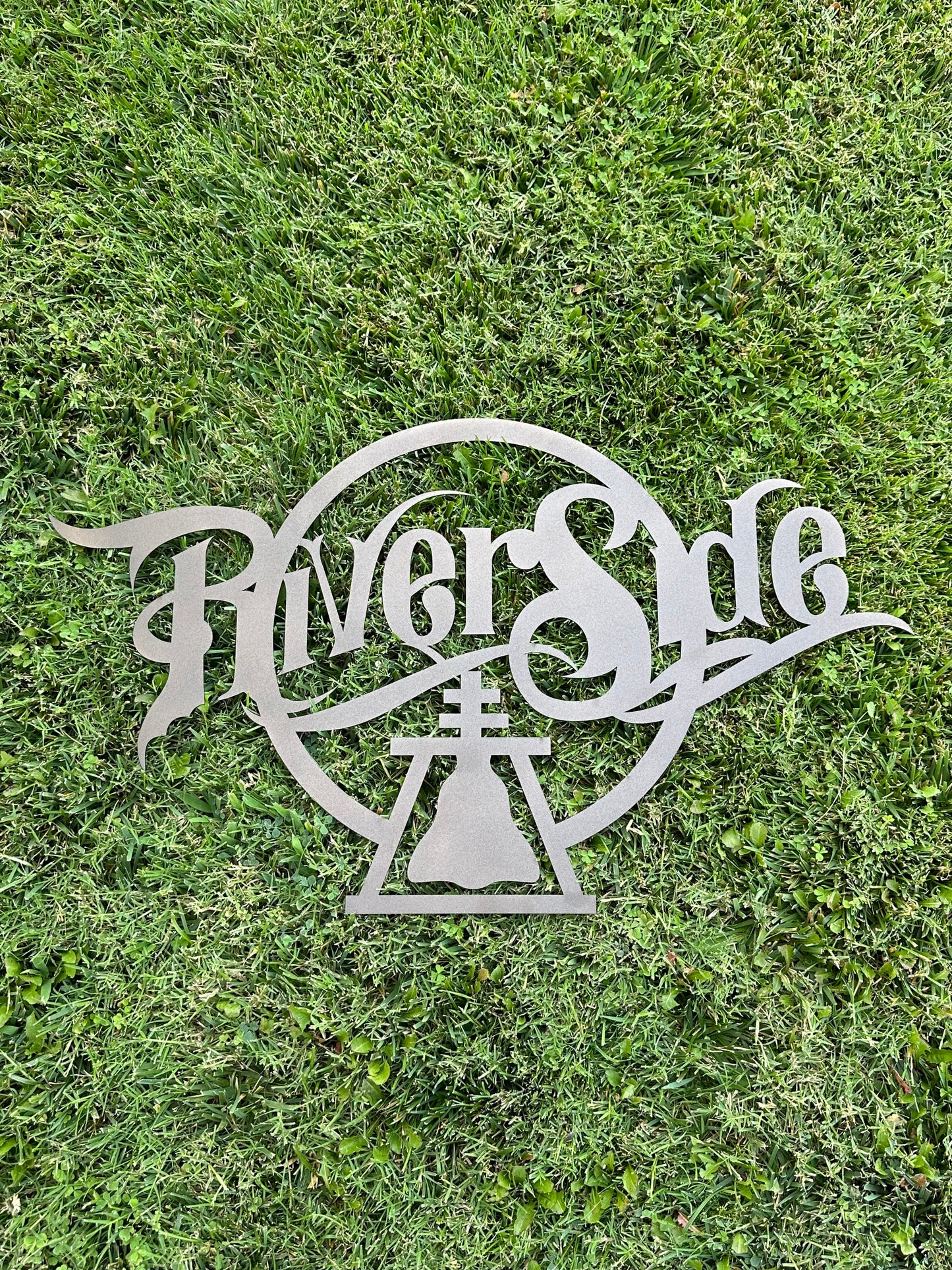 'Riverside' Sign